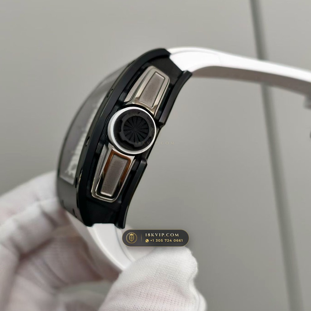 Richard Mille RM 61-01 Yohan Blake Asymmetric Geneva Atelier Spec — Private Vault Edition — Studio Gallery Plate V in Carbon TPT & Grade 5 Titanium (55.1g Verified Mass, Richard Mille Cal. RMUL2 Free-Sprung Skeleton)