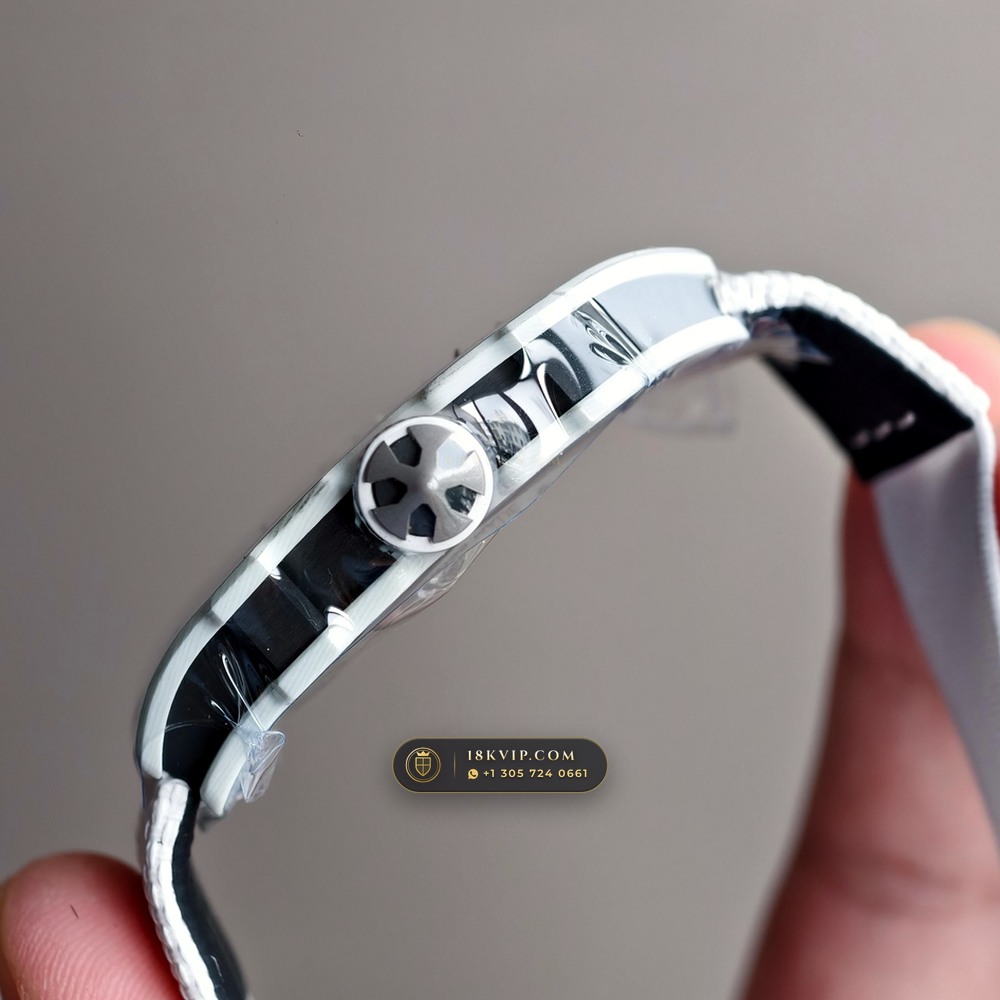 Richard Mille RM 67-02 Automatic Extra-Flat UAE Limited Edition Geneva Atelier Spec — Private Vault Edition — Studio Gallery Plate V in Carbon TPT & Grade 5 Titanium (33.3g Verified Mass, Richard Mille Cal. CRMA7 Skeletonized Titanium)