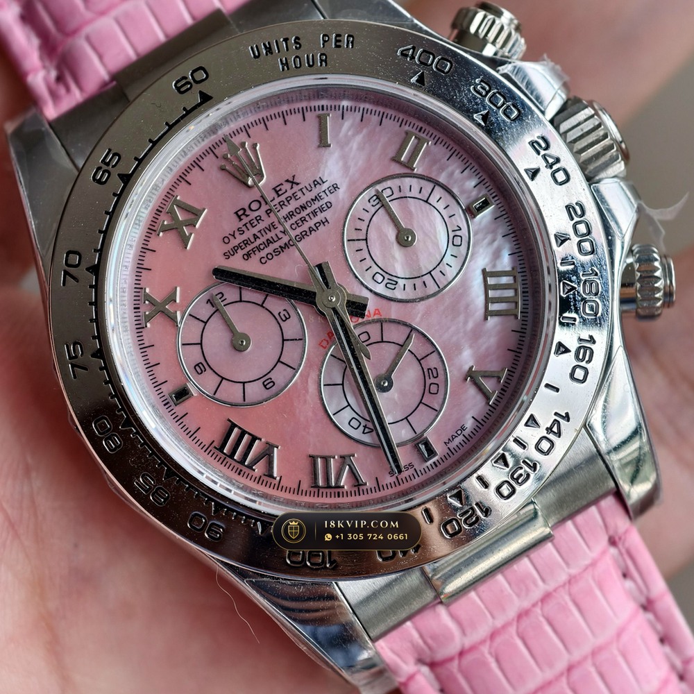 Rolex Cosmograph Daytona Beach Turquoise Blue Mother-of-Pearl 18K White Gold Ref. 116519 — Private Vault Edition — Studio Gallery Plate IV in 18K White Gold Au750 (138.7g Verified Mass, Rolex Manufacture Cal. 4130 - 72h Power Reserve)