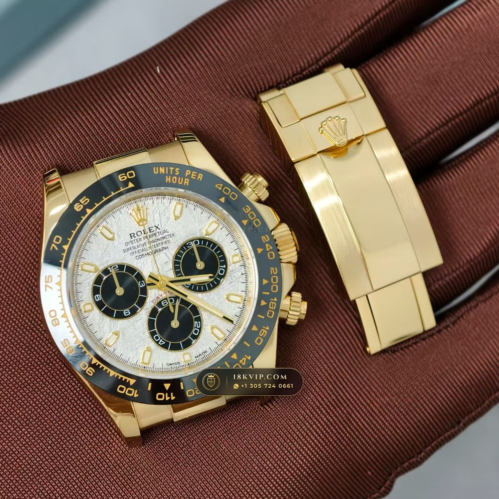 Rolex Cosmograph Daytona Gibeon Meteorite Dial 18K Yellow Gold Ref. 116518LN — Private Vault Edition — Studio Gallery Plate II in 18K Yellow Gold Au750 (160.3g Verified Mass, Rolex Manufacture Cal. 4130 - 72h Power Reserve)