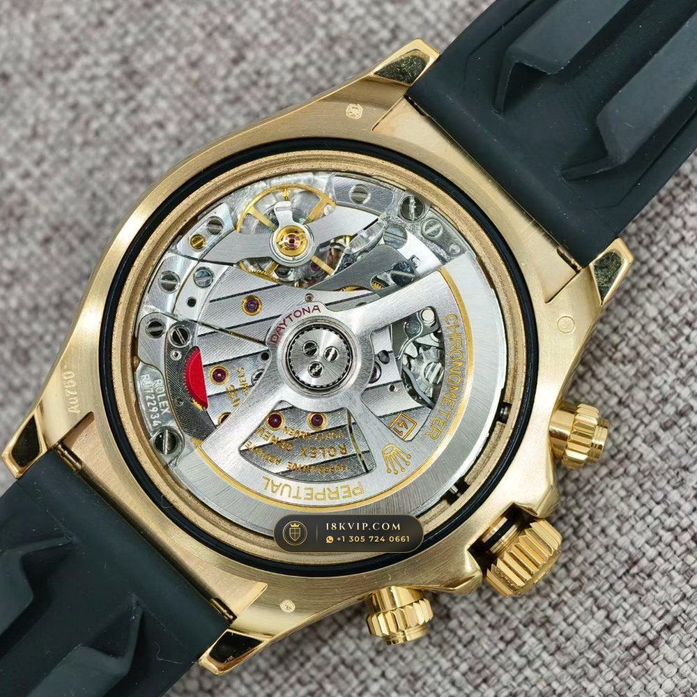 Rolex Cosmograph Daytona 18K Yellow Gold Free-Sprung Calibre Ref. 126518LN — Private Vault Edition — Studio Gallery Plate VIII in 18K Yellow Gold Au750 (160.6g Verified Mass, Rolex Manufacture Cal. 4131 - 72h Power Reserve)
