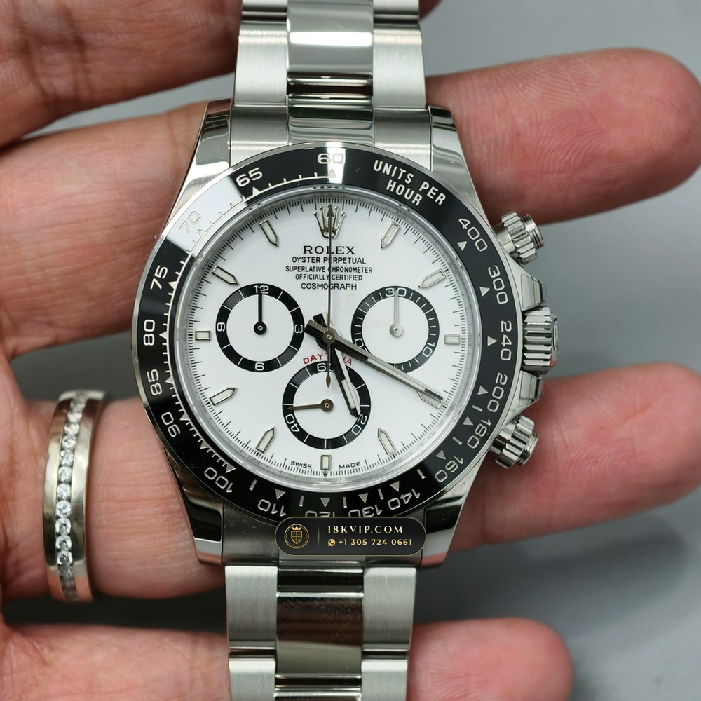 Rolex Cosmograph Daytona Custom SW Dial Deep Crystal Optics Ref. 126500 — Private Vault Edition — Studio Gallery Plate II in 904L Stainless Steel Custom Architecture (143.1g Verified Mass, Rolex Manufacture Cal. 4131 - 72h Power Reserve)