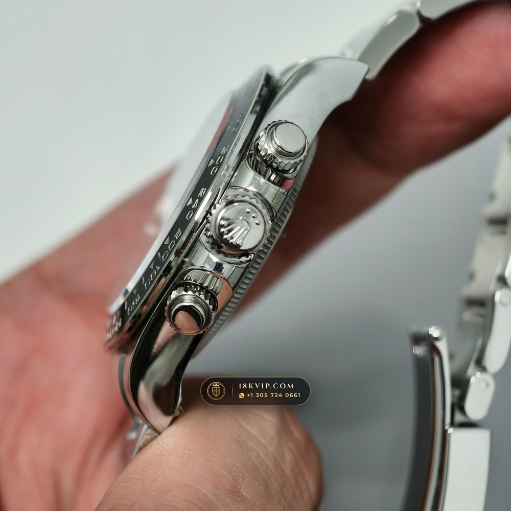Rolex Cosmograph Daytona Custom SW Dial Deep Crystal Optics Ref. 126500 — Private Vault Edition — Studio Gallery Plate V in 904L Stainless Steel Custom Architecture (143.1g Verified Mass, Rolex Manufacture Cal. 4131 - 72h Power Reserve)