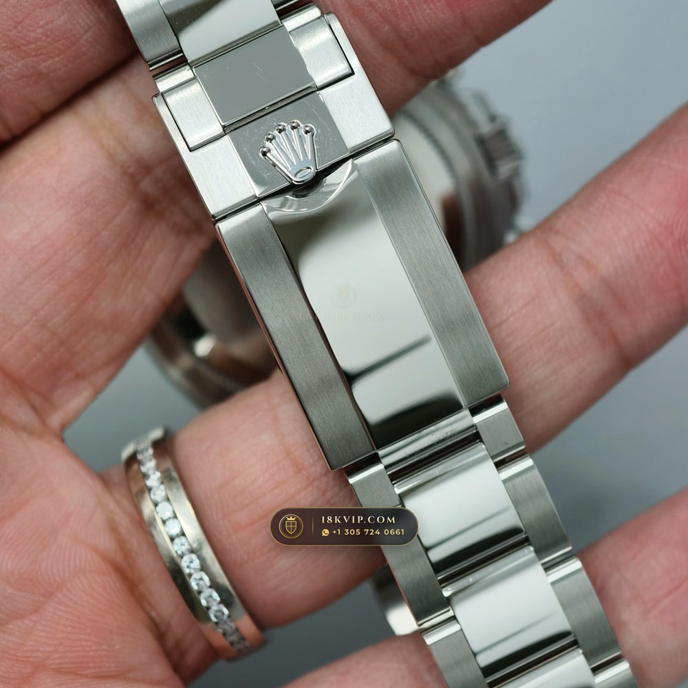 Rolex Cosmograph Daytona Custom SW Dial Deep Crystal Optics Ref. 126500 — Private Vault Edition — Studio Gallery Plate IX in 904L Stainless Steel Custom Architecture (143.1g Verified Mass, Rolex Manufacture Cal. 4131 - 72h Power Reserve)