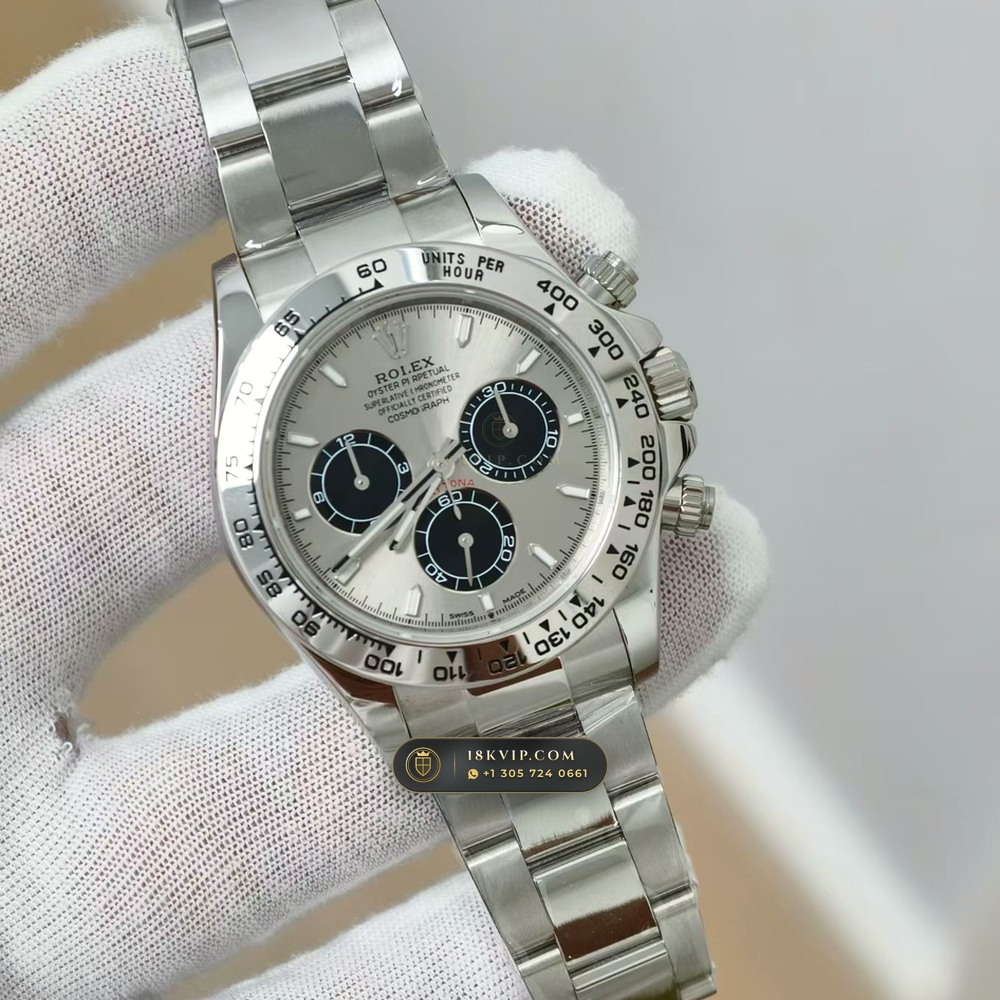 Rolex Cosmograph Daytona 18K White Gold Geneva Atelier Spec Ref. 126509 — Private Vault Edition — Studio Gallery Plate II in 18K White Gold Au750 (216.2g Verified Mass, Rolex Manufacture Cal. 4131 - 72h Power Reserve)