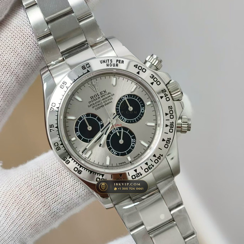 Rolex Cosmograph Daytona 18K White Gold Geneva Atelier Spec Ref. 126509 — Private Vault Edition — Studio Gallery Plate IV in 18K White Gold Au750 (216.2g Verified Mass, Rolex Manufacture Cal. 4131 - 72h Power Reserve)
