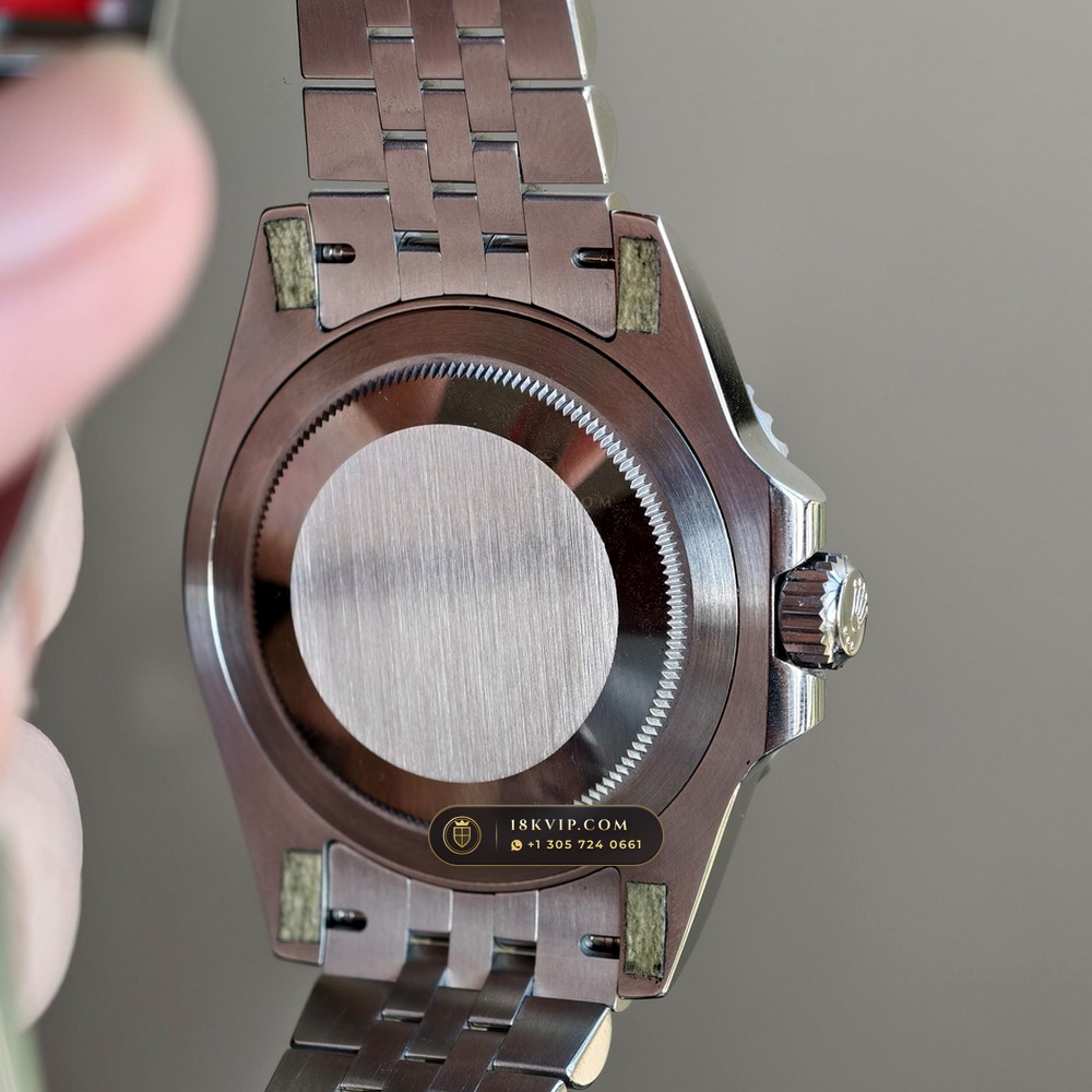 Rolex GMT-Master II Bruce Wayne Grey & Black Cerachrom Ref. 126710GRNR — Private Vault Edition — Studio Gallery Plate VIII in 904L Stainless Steel Custom Architecture (143.6g Verified Mass, Rolex Manufacture Cal. 3285 - 70h Power Reserve)