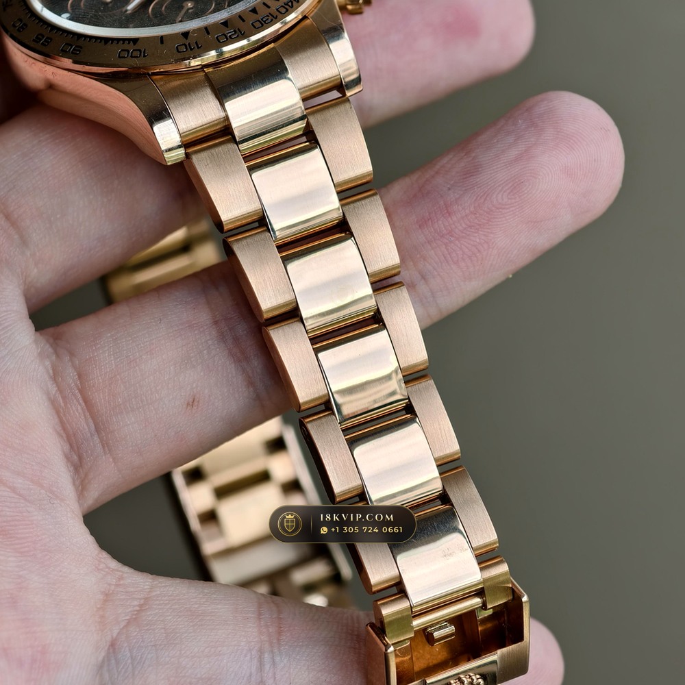 Rolex Cosmograph Daytona 18K Everose Gold Ref. 116505 — Private Vault Edition — Studio Gallery Plate VII in 18K Rose Gold Au750 (216.6g Verified Mass, Rolex Manufacture Cal. 4130 - 72h Power Reserve)