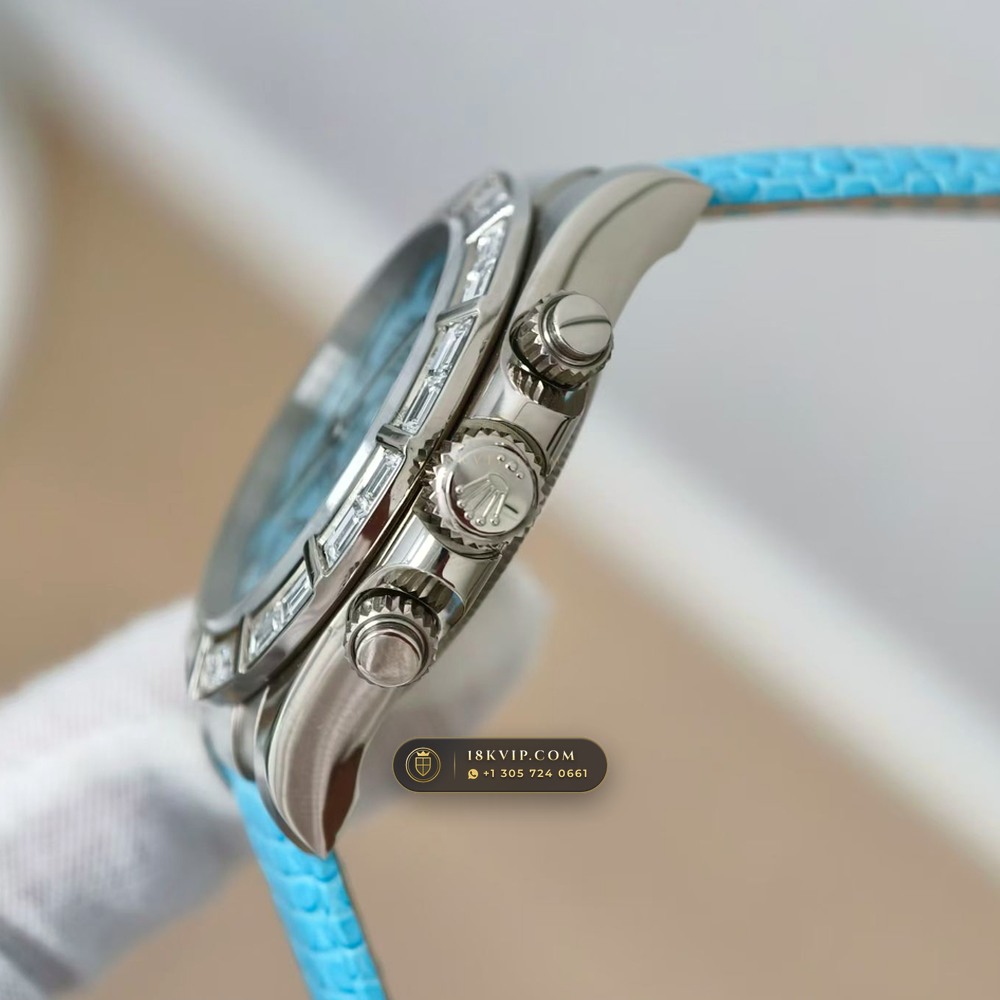 Rolex Cosmograph Daytona Natural Turquoise Dial 18K White Gold Ref. 116589BR — Private Vault Edition — Studio Gallery Plate IV in 18K White Gold Au750 (160.7g Verified Mass, Rolex Manufacture Cal. 4130 - 72h Power Reserve)