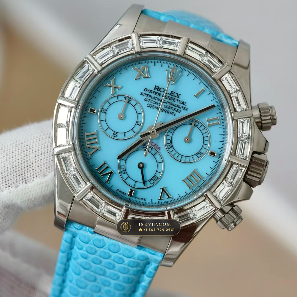 Rolex Cosmograph Daytona Natural Turquoise Dial 18K White Gold Ref. 116589BR — Private Vault Edition — Studio Gallery Plate V in 18K White Gold Au750 (160.7g Verified Mass, Rolex Manufacture Cal. 4130 - 72h Power Reserve)
