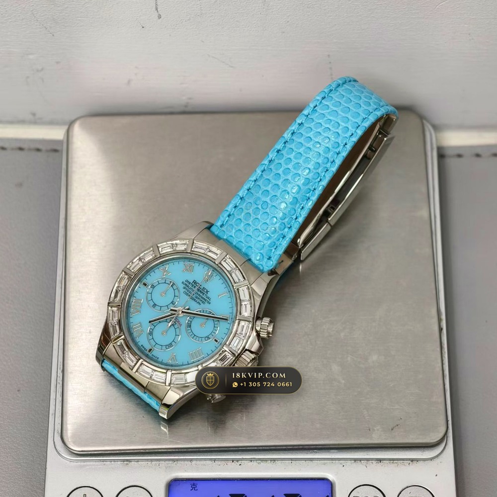 Rolex Cosmograph Daytona Natural Turquoise Dial 18K White Gold Ref. 116589BR — Private Vault Edition — Studio Gallery Plate IX in 18K White Gold Au750 (160.7g Verified Mass, Rolex Manufacture Cal. 4130 - 72h Power Reserve)