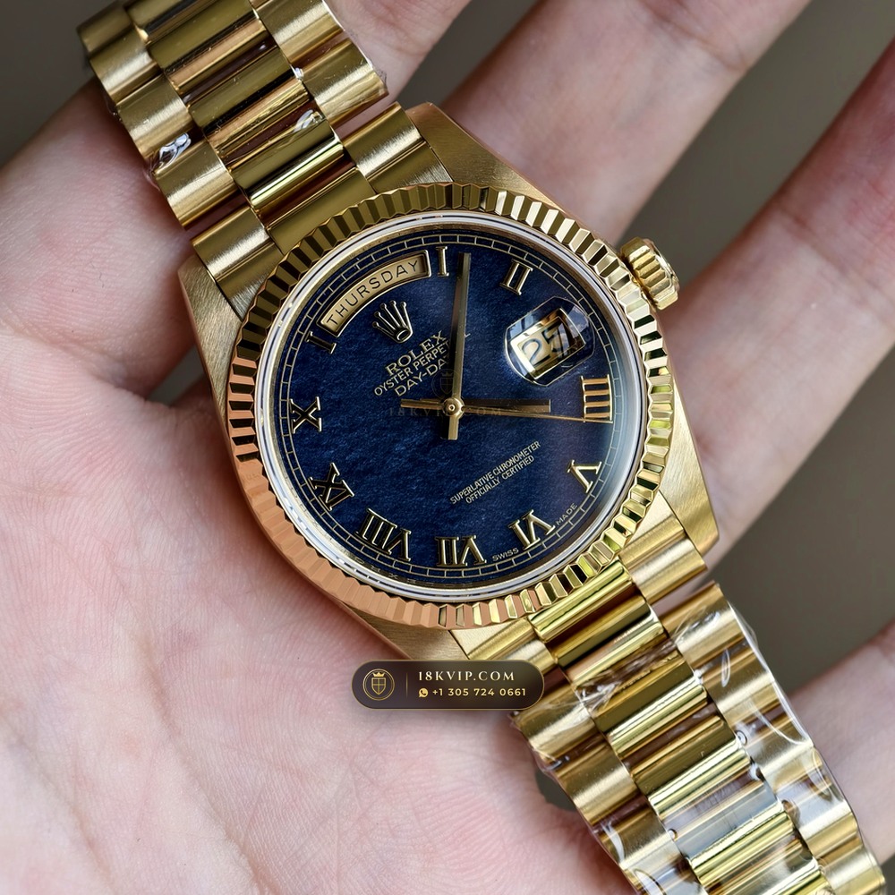 Rolex Day-Date 36 Natural Ferrite Stone Dial 18K Yellow Gold Deep Crystal Optics Ref. 18238 — Private Vault Edition — Studio Gallery Plate II in 18K Yellow Gold Au750 (141.8g Verified Mass, Rolex Manufacture Cal. 3155)
