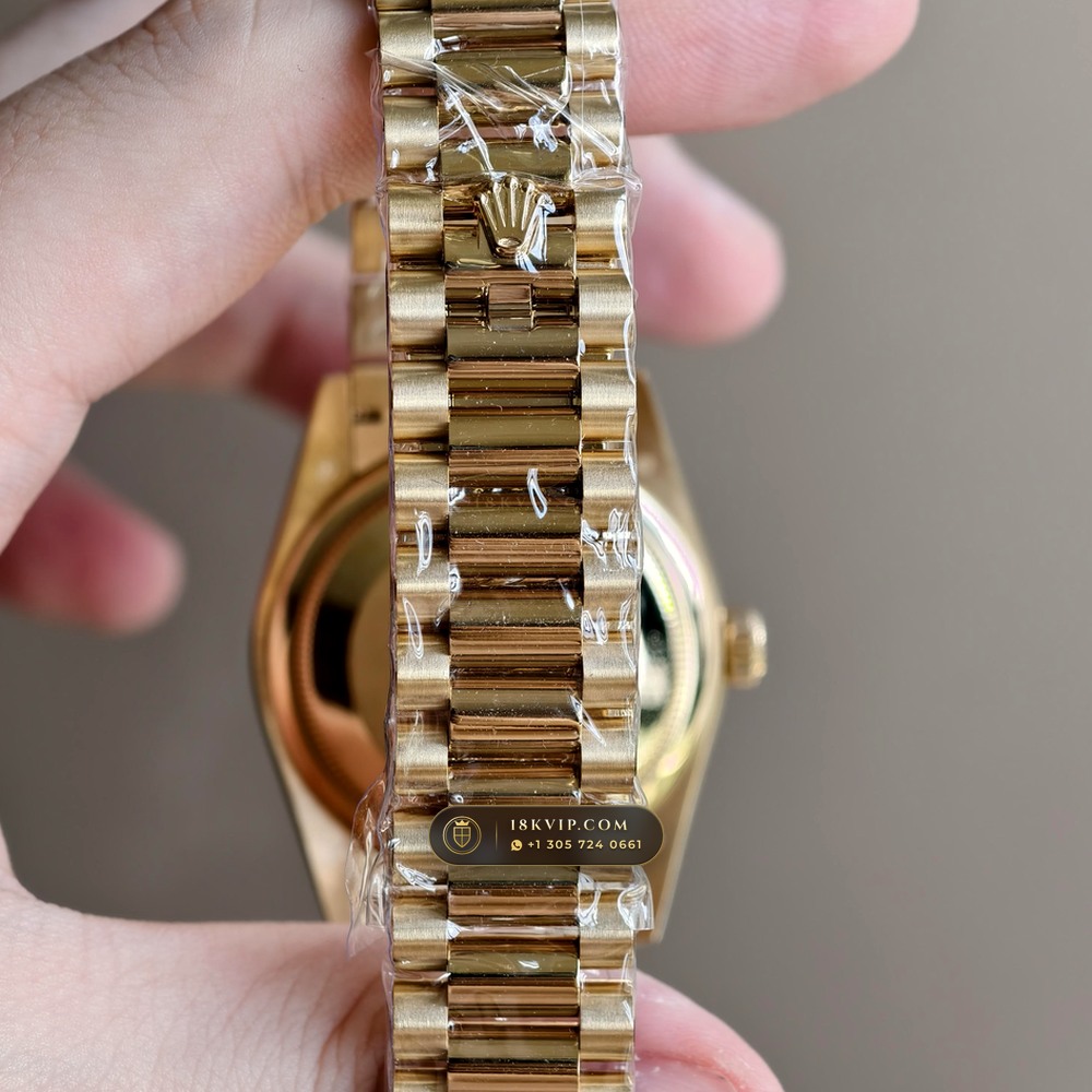Rolex Day-Date 36 Natural Ferrite Stone Dial 18K Yellow Gold Deep Crystal Optics Ref. 18238 — Private Vault Edition — Studio Gallery Plate VIII in 18K Yellow Gold Au750 (141.8g Verified Mass, Rolex Manufacture Cal. 3155)