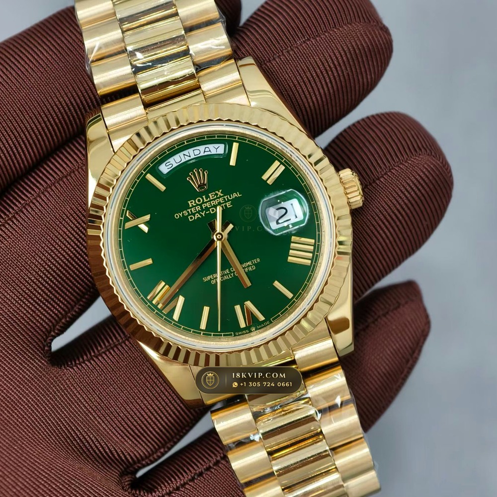 Rolex Day-Date 40 18K Yellow Gold Ref. 228238 — Private Vault Edition — Studio Gallery Plate II in 18K Yellow Gold Au750 (210.2g Verified Mass, Rolex Manufacture Cal. 3255 - 70h Power Reserve)