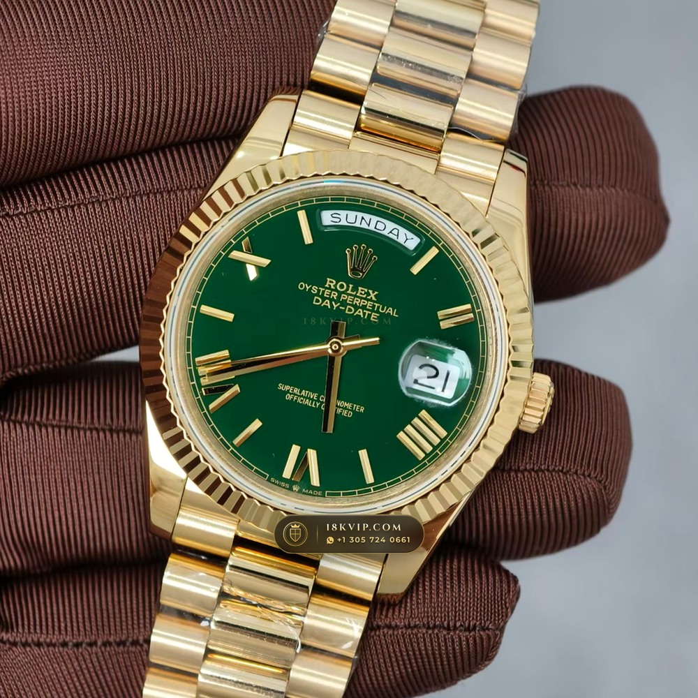 Rolex Day-Date 40 18K Yellow Gold Ref. 228238 — Private Vault Edition — Studio Gallery Plate III in 18K Yellow Gold Au750 (210.2g Verified Mass, Rolex Manufacture Cal. 3255 - 70h Power Reserve)