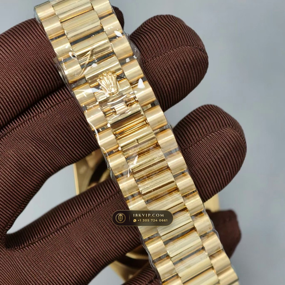 Rolex Day-Date 40 18K Yellow Gold Ref. 228238 — Private Vault Edition — Studio Gallery Plate VII in 18K Yellow Gold Au750 (210.2g Verified Mass, Rolex Manufacture Cal. 3255 - 70h Power Reserve)