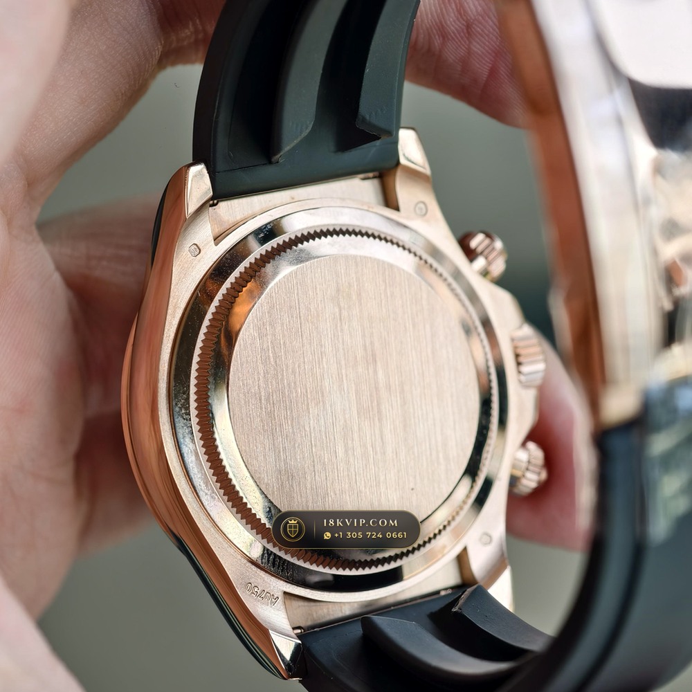 Rolex Cosmograph Daytona 18K Everose Gold Ref. 126515LN — Private Vault Edition — Studio Gallery Plate VI in 18K Rose Gold Au750 (160.6g Verified Mass, Rolex Manufacture Cal. 4131 - 72h Power Reserve)