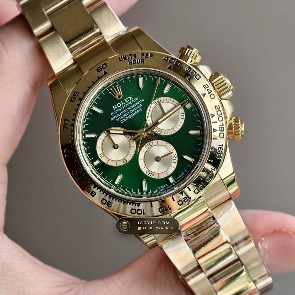 Rolex Cosmograph Daytona John Mayer II Emerald & Gold Dial 18K Yellow Gold Ref. 126508 — Private Vault Edition — Studio Gallery Plate II in 18K Yellow Gold Au750 (216.8g Verified Mass, Rolex Manufacture Cal. 4131 - 72h Power Reserve)