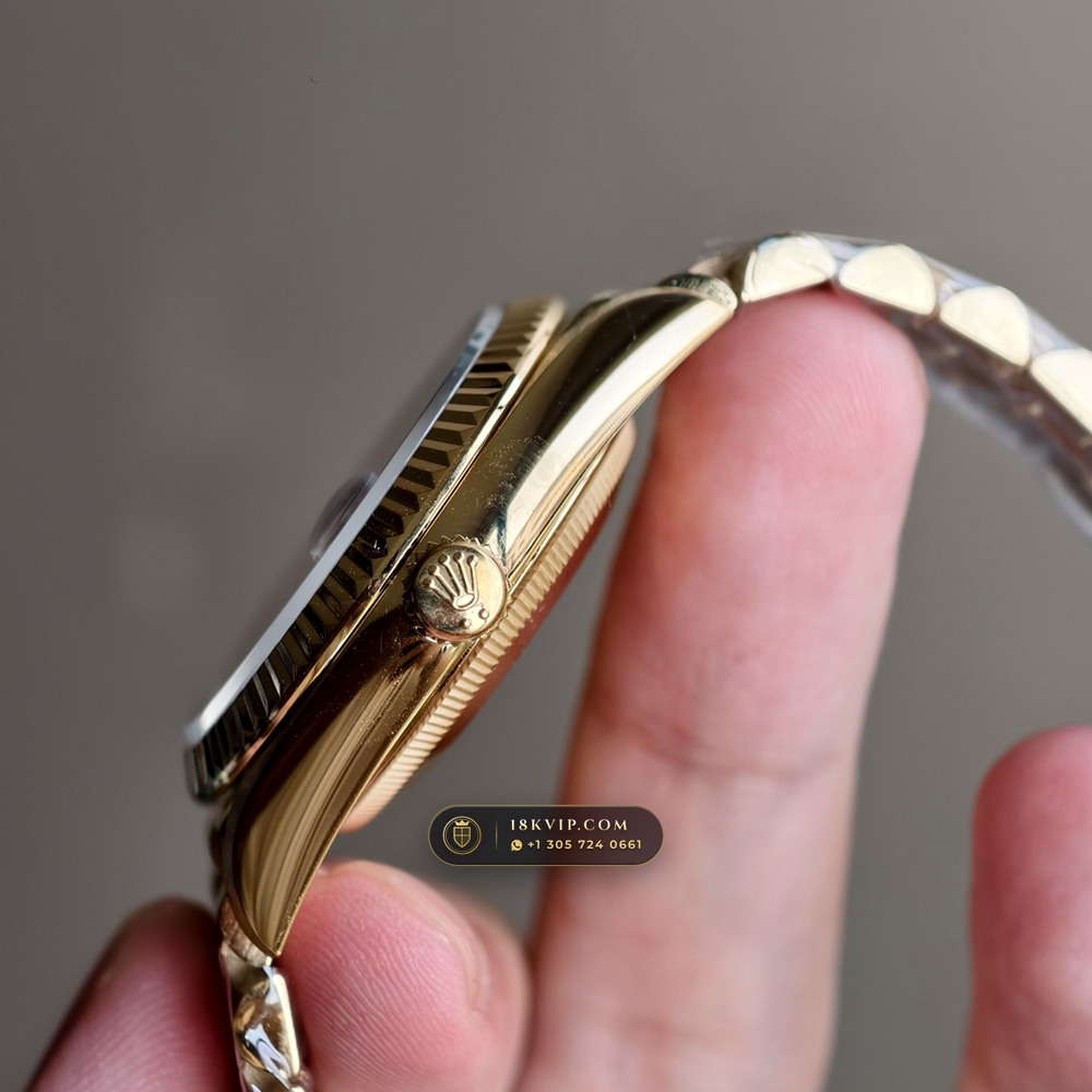Rolex Day-Date 36 Coral Red Stella Lacquer Dial 18K Yellow Gold Ref. 18238 — Private Vault Edition — Studio Gallery Plate V in 18K Yellow Gold Au750 (141.5g Verified Mass, Rolex Manufacture Cal. 3155)