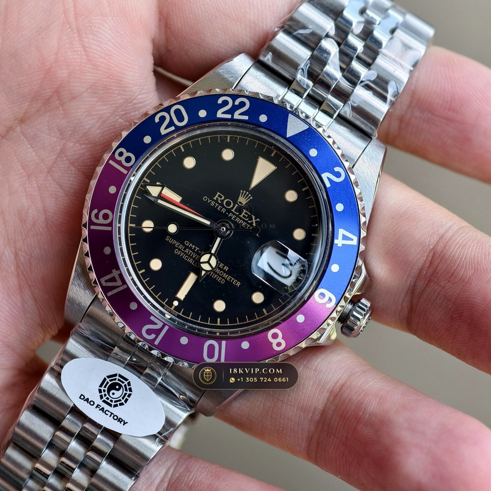 Rolex GMT-Master Vintage Ref. 1675 — Private Vault Edition — Studio Gallery Plate III in 904L Stainless Steel Custom Architecture (113.9g Verified Mass, Rolex Vintage Automatic Calibre)