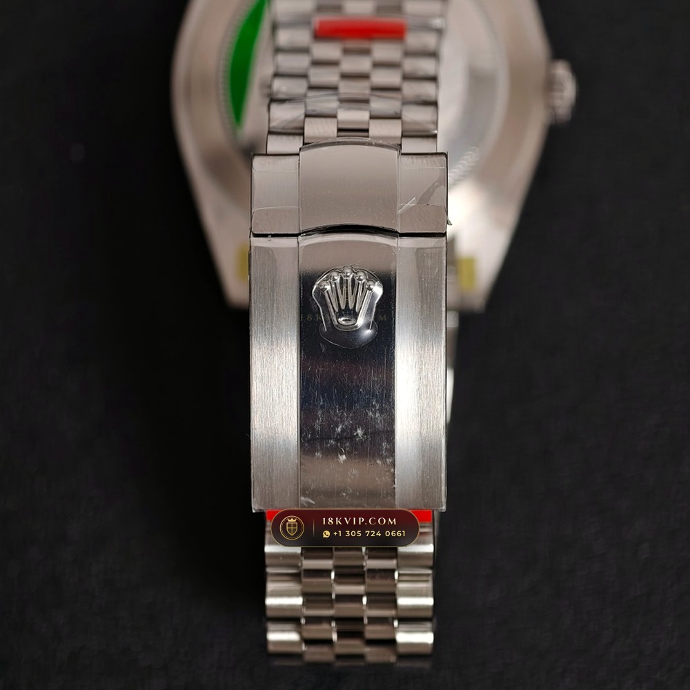 Rolex Datejust 41 Graduated Green Ombre Sunray Dial Ref. 126334 — Private Vault Edition — Studio Gallery Plate VII in 904L Stainless Steel Custom Architecture (136.7g Verified Mass, Rolex Manufacture Cal. 3235 - 70h Power Reserve)