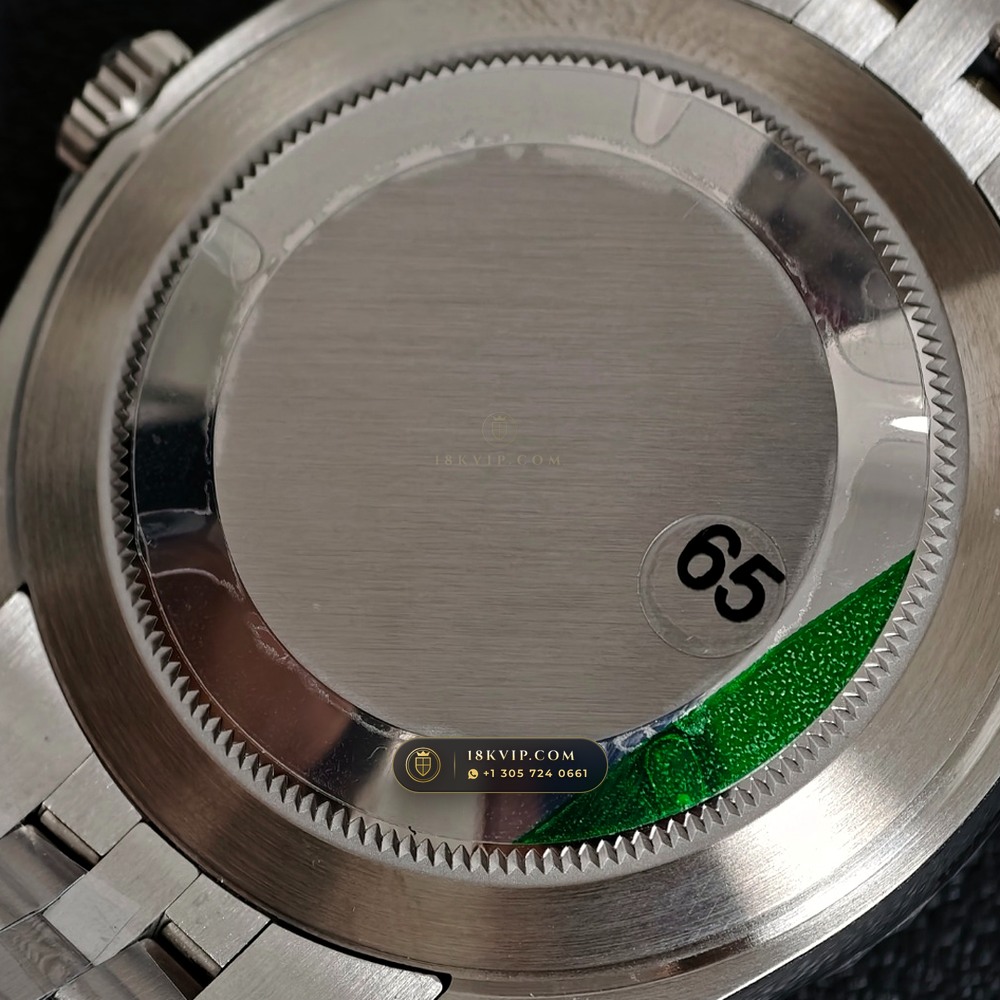 Rolex Datejust 41 Graduated Green Ombre Sunray Dial Ref. 126334 — Private Vault Edition — Studio Gallery Plate IX in 904L Stainless Steel Custom Architecture (136.7g Verified Mass, Rolex Manufacture Cal. 3235 - 70h Power Reserve)