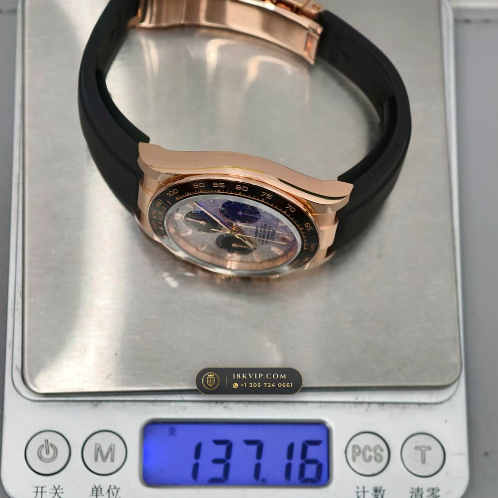 Rolex Cosmograph Daytona Gibeon Meteorite Dial 18K Everose Gold Ref. 126515 — Private Vault Edition — Studio Gallery Plate IX in 18K Rose Gold Au750 (160.9g Verified Mass, Rolex Manufacture Cal. 4131 - 72h Power Reserve)