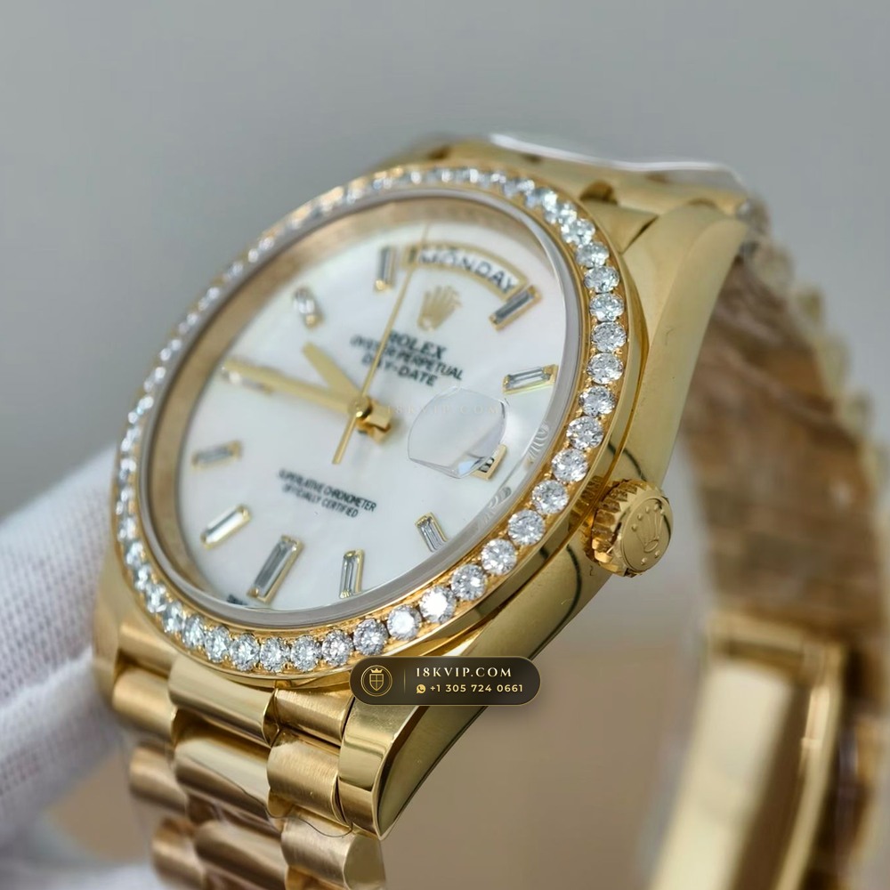 Rolex Day-Date 40 Iridescent Natural Mother-of-Pearl Dial Diamond-Set Bezel 18K Yellow Gold Ref. 228348RBR — Private Vault Edition — Studio Gallery Plate V in 18K Yellow Gold Au750 (210.3g Verified Mass, Rolex Manufacture Cal. 3255 - 70h Power Reserve)