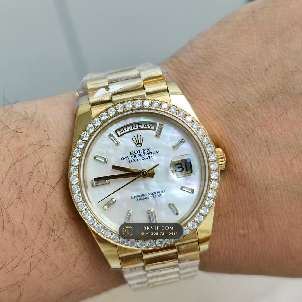 Rolex Day-Date 40 Iridescent Natural Mother-of-Pearl Dial Diamond-Set Bezel 18K Yellow Gold Ref. 228348RBR — Private Vault Edition — Studio Gallery Plate VIII in 18K Yellow Gold Au750 (210.3g Verified Mass, Rolex Manufacture Cal. 3255 - 70h Power Reserve)