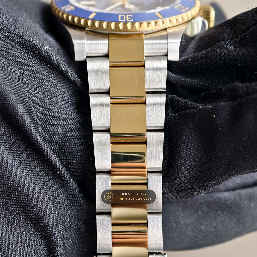 Rolex Submariner Date Ref. 126613LB — Private Vault Edition — Studio Gallery Plate VI in 904L Stainless Steel Custom Architecture (174.9g Verified Mass, Rolex Manufacture Cal. 3235 - 70h Power Reserve)