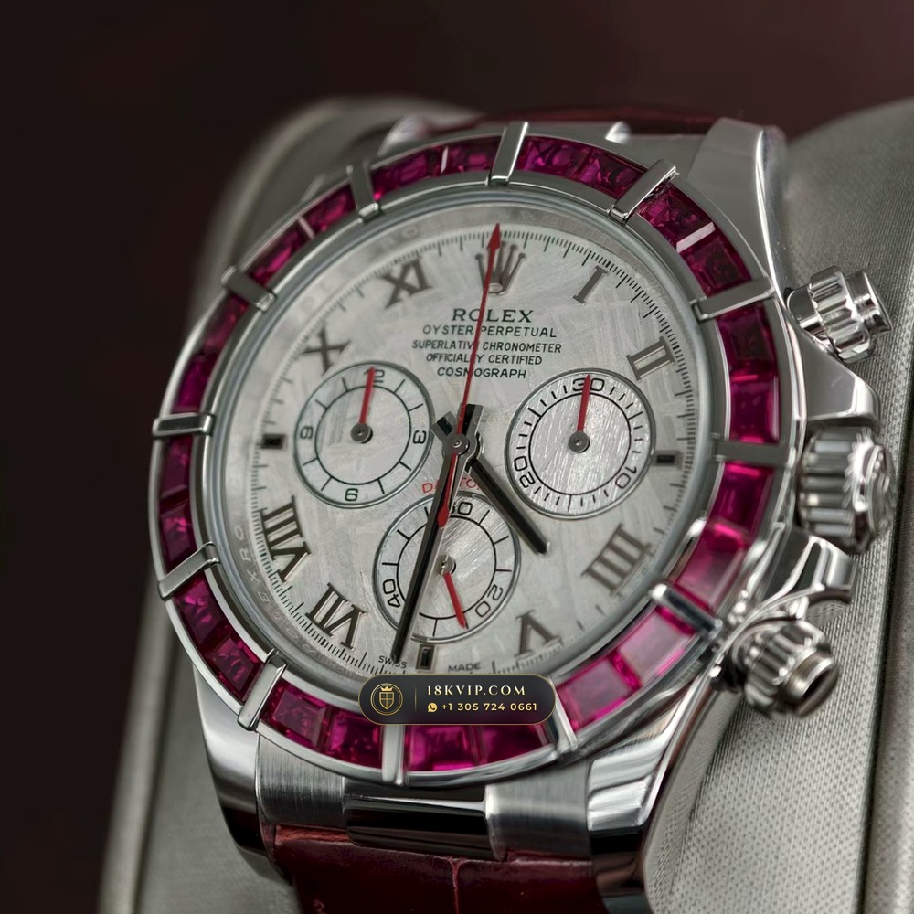 Rolex Cosmograph Daytona Off-Catalogue Baguette Ruby Bezel & Meteorite Dial 18K White Gold Ref. 116589SALV — Private Vault Edition — Studio Gallery Plate IV in 18K White Gold Au750 (160.3g Verified Mass, Rolex Manufacture Cal. 4130 - 72h Power Reserve)