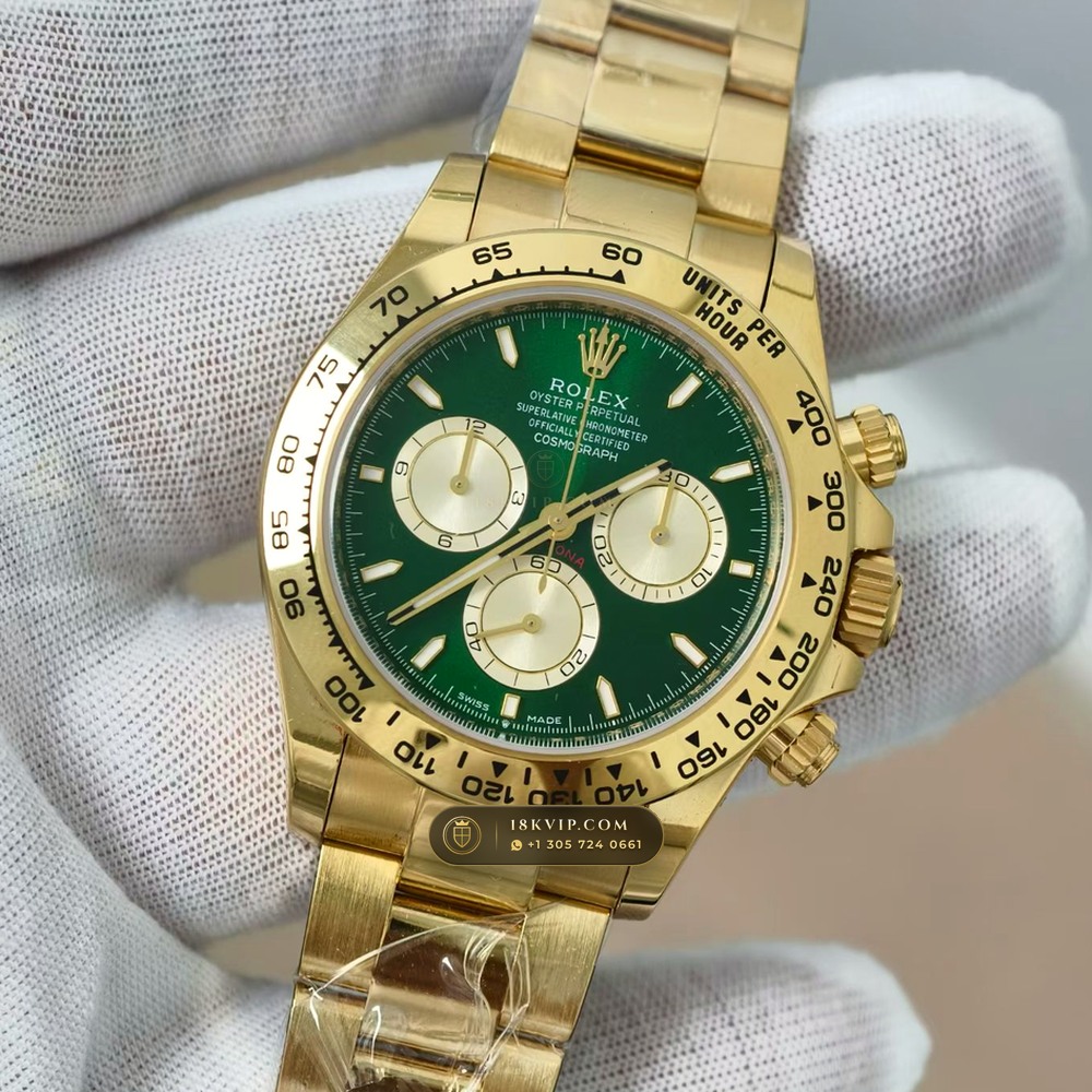 Rolex Cosmograph Daytona Bright Black & Sundust Subdials 18K Everose Gold Ref. 126505 — Private Vault Edition — Studio Gallery Plate III in 18K Rose Gold Au750 (216.6g Verified Mass, Rolex Manufacture Cal. 4131 - 72h Power Reserve)