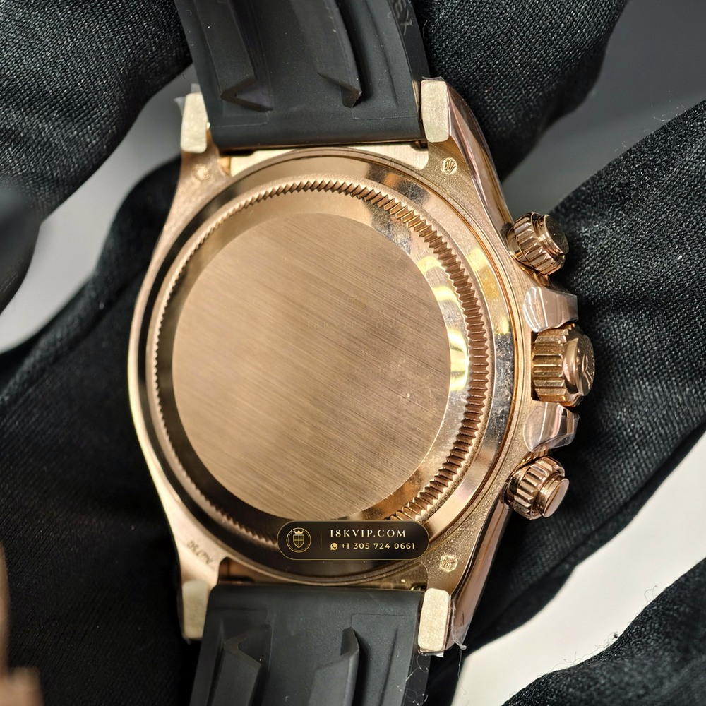 Rolex Cosmograph Daytona 18K Everose Gold Geneva Atelier Spec Ref. 126515LN — Private Vault Edition — Studio Gallery Plate VII in 18K Rose Gold Au750 (160.8g Verified Mass, Rolex Manufacture Cal. 4131 - 72h Power Reserve)