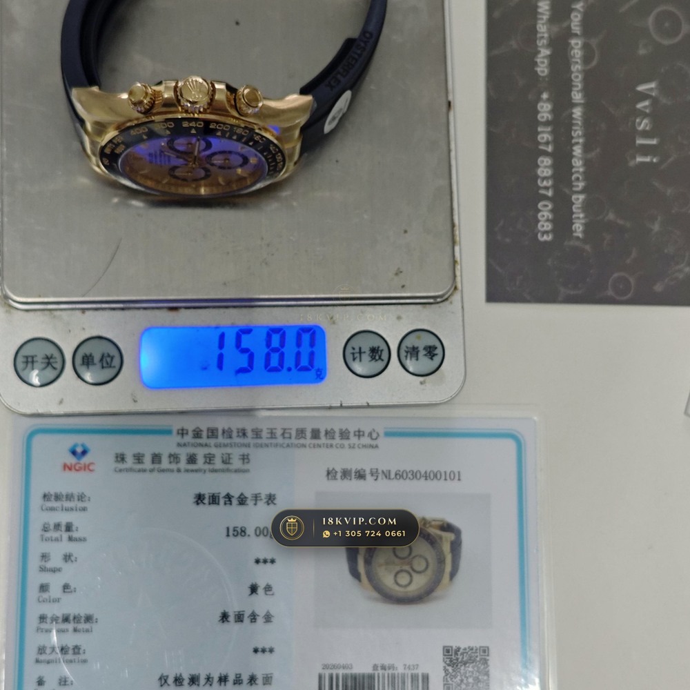 Rolex Cosmograph Daytona 18K Yellow Gold Deep Crystal Optics Ref. 126518LN — Private Vault Edition — Studio Gallery Plate VIII in 18K Yellow Gold Au750 (160.7g Verified Mass, Rolex Manufacture Cal. 4131 - 72h Power Reserve)