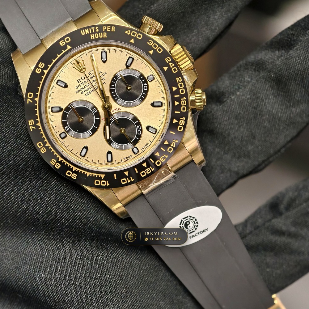 Rolex Cosmograph Daytona 18K Yellow Gold Deep Crystal Optics Ref. 116518LN — Private Vault Edition — Studio Gallery Plate II in 18K Yellow Gold Au750 (160.7g Verified Mass, Rolex Manufacture Cal. 4130 - 72h Power Reserve)