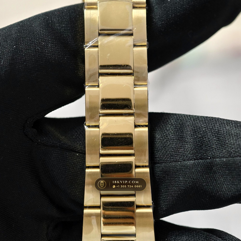 Rolex Cosmograph Daytona 18K Yellow Gold Deep Crystal Optics Ref. 126508 — Private Vault Edition — Studio Gallery Plate VII in 18K Yellow Gold Au750 (216.9g Verified Mass, Rolex Manufacture Cal. 4131 - 72h Power Reserve)