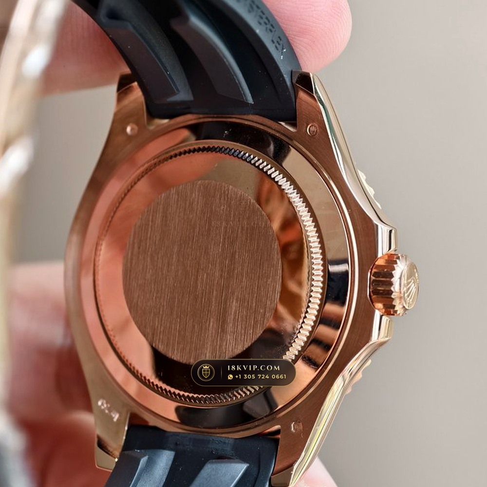 Rolex Yacht-Master 40 Matte Black Cerachrom & Oysterflex 18K Everose Gold Ref. 126655 — Private Vault Edition — Studio Gallery Plate VI in 18K Rose Gold Au750 (153.9g Verified Mass, Rolex Manufacture Cal. 3235 - 70h Power Reserve)