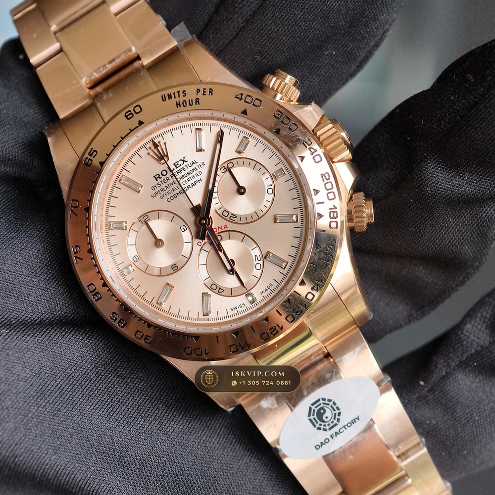 Rolex Cosmograph Daytona 18K Everose Gold Geneva Atelier Spec Ref. 116505 — Private Vault Edition — Studio Gallery Plate II in 18K Rose Gold Au750 (216.6g Verified Mass, Rolex Manufacture Cal. 4130 - 72h Power Reserve)