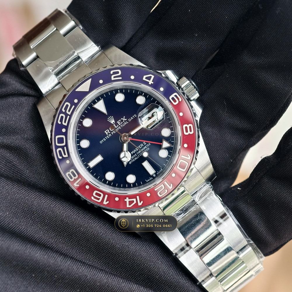 Rolex GMT-Master II Graduated Royal Blue Sunburst Dial 18K White Gold Ref. 126719BLRO — Private Vault Edition — Studio Gallery Plate II in 18K White Gold Au750 (225.1g Verified Mass, Rolex Manufacture Cal. 3285 - 70h Power Reserve)