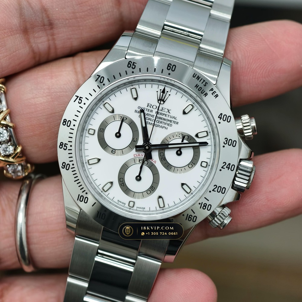 Rolex Cosmograph Daytona Deep Crystal Optics Ref. 116520 — Private Vault Edition — Studio Gallery Plate II in 904L Stainless Steel Custom Architecture (143.6g Verified Mass, Rolex Manufacture Cal. 4130 - 72h Power Reserve)