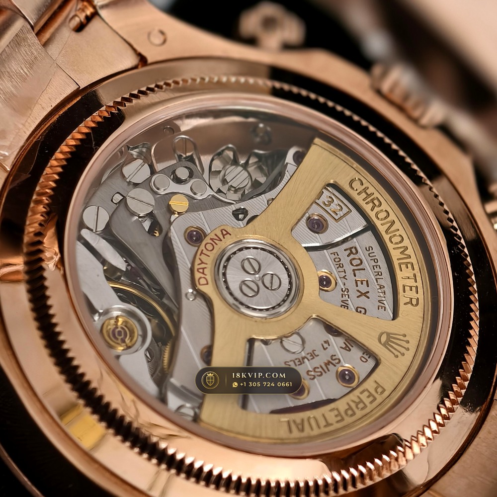 Rolex Cosmograph Daytona Le Mans 100th Anniversary 18K Everose Gold Deep Crystal Optics Ref. 126525LN — Private Vault Edition — Studio Gallery Plate VI in 18K Rose Gold Au750 (216.1g Verified Mass, Rolex Manufacture Cal. 4132 - 24h Le Mans)