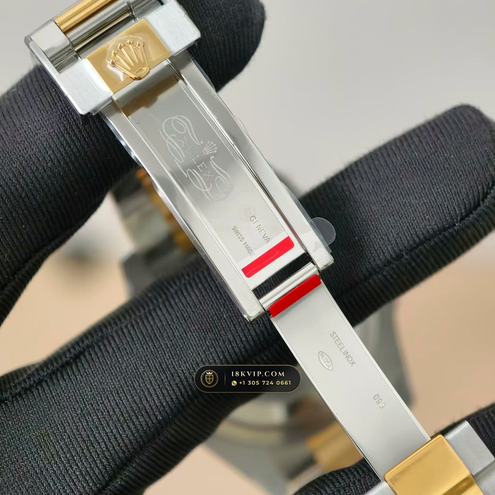 Rolex Submariner Date Geneva Atelier Spec Ref. 126613LB — Private Vault Edition — Studio Gallery Plate VI in 904L Stainless Steel Custom Architecture (174.7g Verified Mass, Rolex Manufacture Cal. 3235 - 70h Power Reserve)