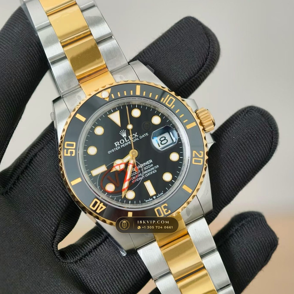 Rolex Submariner Date Ref. 126613LN — Private Vault Edition — Studio Gallery Plate II in 904L Stainless Steel Custom Architecture (174.6g Verified Mass, Rolex Manufacture Cal. 3235 - 70h Power Reserve)