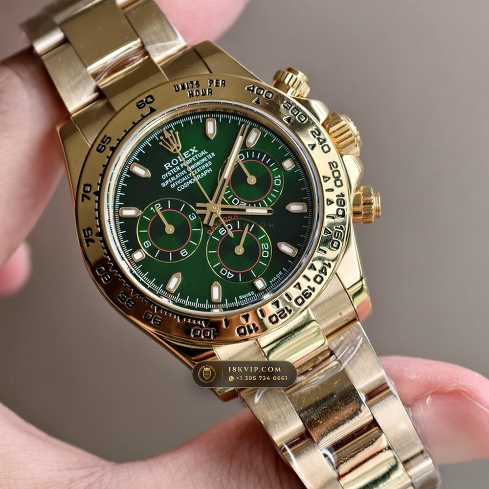 Rolex Cosmograph Daytona John Mayer Emerald Green Dial 18K Yellow Gold Ref. 116508 — Private Vault Edition — Studio Gallery Plate II in 18K Yellow Gold Au750 (216.5g Verified Mass, Rolex Manufacture Cal. 4130 - 72h Power Reserve)