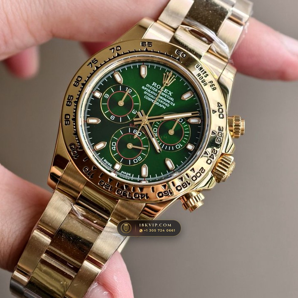 Rolex Cosmograph Daytona John Mayer Emerald Green Dial 18K Yellow Gold Ref. 116508 — Private Vault Edition — Studio Gallery Plate III in 18K Yellow Gold Au750 (216.5g Verified Mass, Rolex Manufacture Cal. 4130 - 72h Power Reserve)