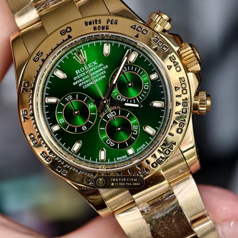 Rolex Cosmograph Daytona John Mayer Emerald Green Dial 18K Yellow Gold Ref. 116508 — Private Vault Edition — Studio Gallery Plate IV in 18K Yellow Gold Au750 (216.5g Verified Mass, Rolex Manufacture Cal. 4130 - 72h Power Reserve)