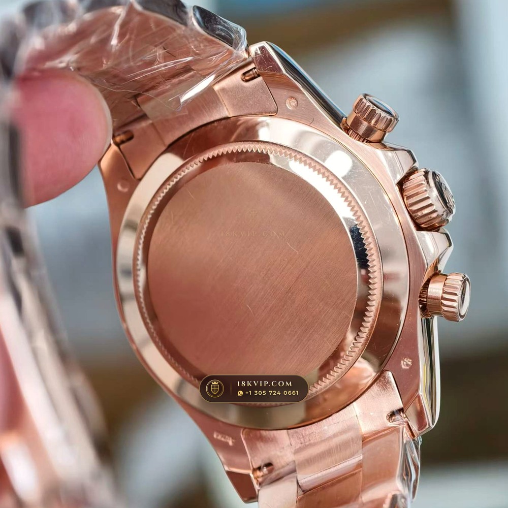 Rolex Cosmograph Daytona 18K Everose Gold Deep Crystal Optics Ref. 116505 — Private Vault Edition — Studio Gallery Plate VIII in 18K Rose Gold Au750 (216.8g Verified Mass, Rolex Manufacture Cal. 4130 - 72h Power Reserve)