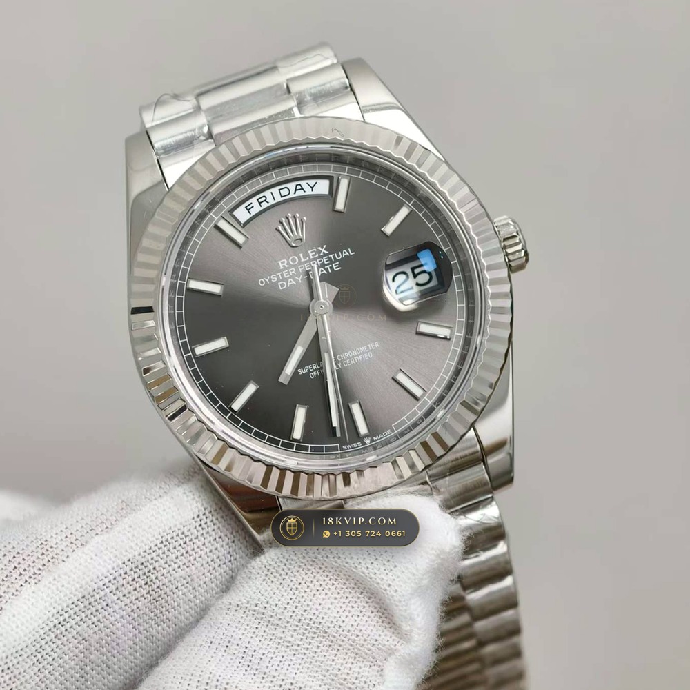 Rolex Day-Date 40 18K White Gold Ref. 228239 — Private Vault Edition — Studio Gallery Plate II in 18K White Gold Au750 (210.7g Verified Mass, Rolex Manufacture Cal. 3255 - 70h Power Reserve)
