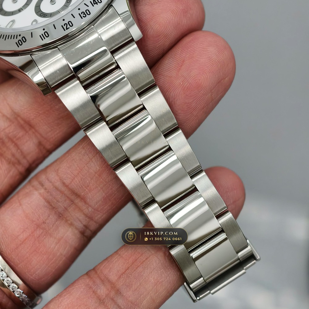 Rolex Cosmograph Daytona Geneva Atelier Spec Ref. 116520 — Private Vault Edition — Studio Gallery Plate IV in 904L Stainless Steel Custom Architecture (143.4g Verified Mass, Rolex Manufacture Cal. 4130 - 72h Power Reserve)