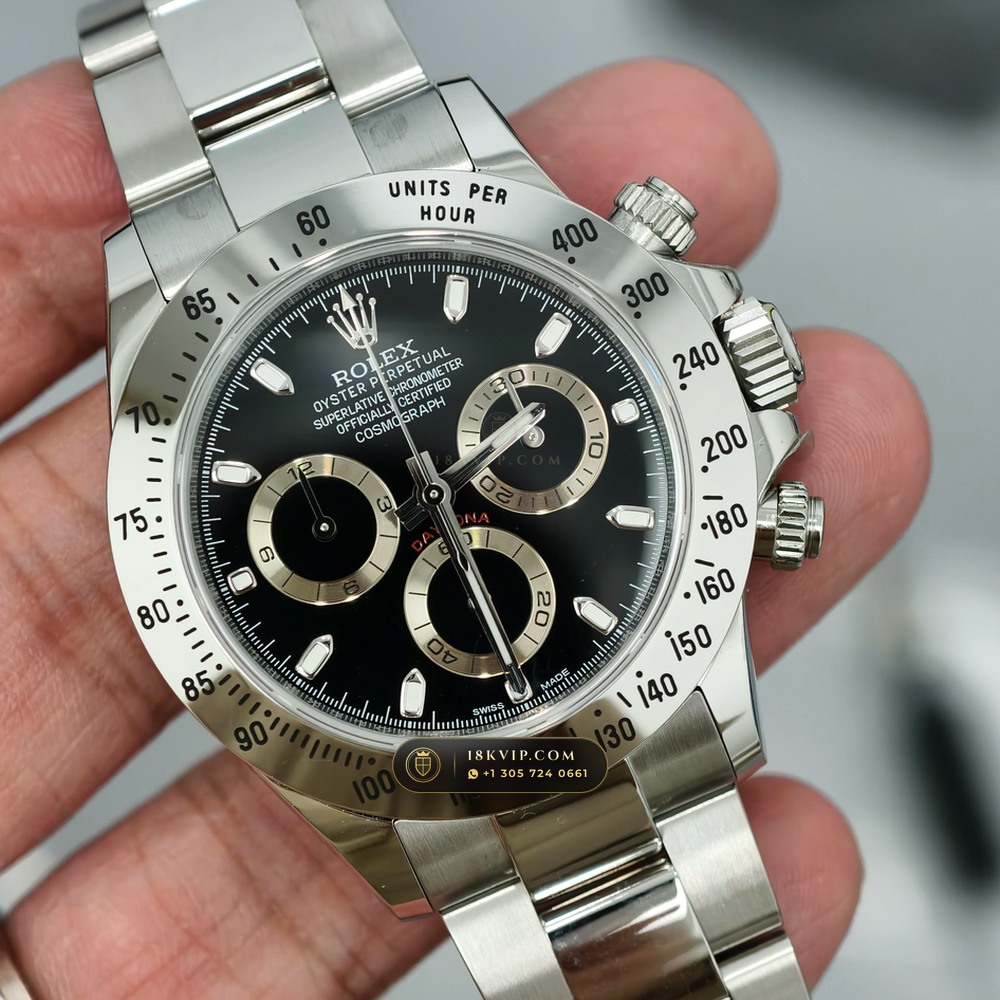 Rolex Cosmograph Daytona Chronometer Regulated Spec Ref. 116520 — Private Vault Edition — Studio Gallery Plate II in 904L Stainless Steel Custom Architecture (143.2g Verified Mass, Rolex Manufacture Cal. 4130 - 72h Power Reserve)